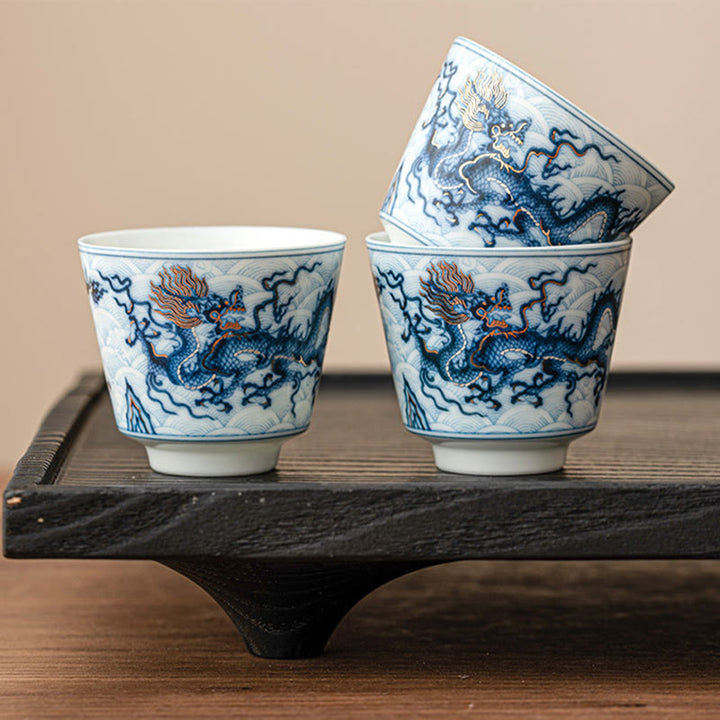 Buddha Stones小さな青と白の龍の模様 陶器ティーカップ カンフーティーカップ 45ml