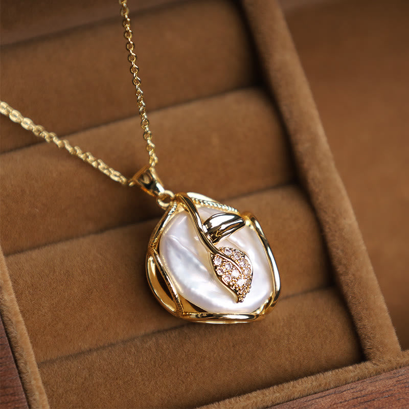 Buddha Stones18Kゴールドメッキ銅製天然バロックパールフラワー誠実ネックレスペンダント