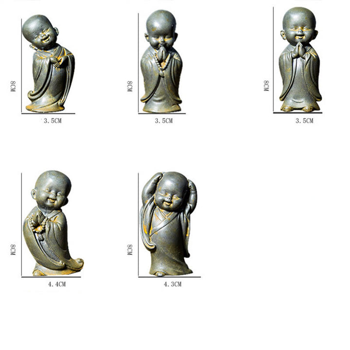 Buddha Stones小さな瞑想僧 鉄粉 錆 鋳造樹脂像 机上装飾