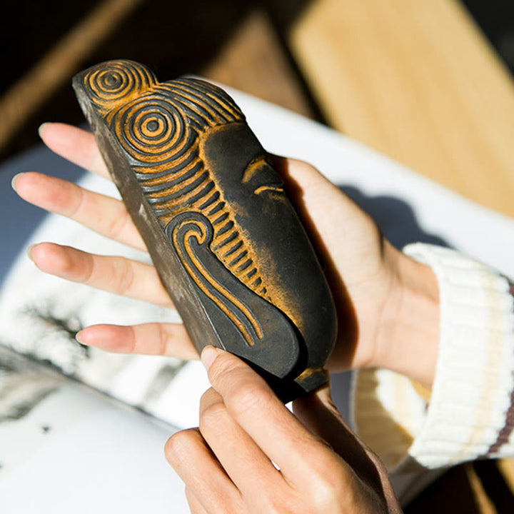 Buddha Stones目を閉じて瞑想する仏像 鉄粉錆鋳造樹脂像 室内装飾