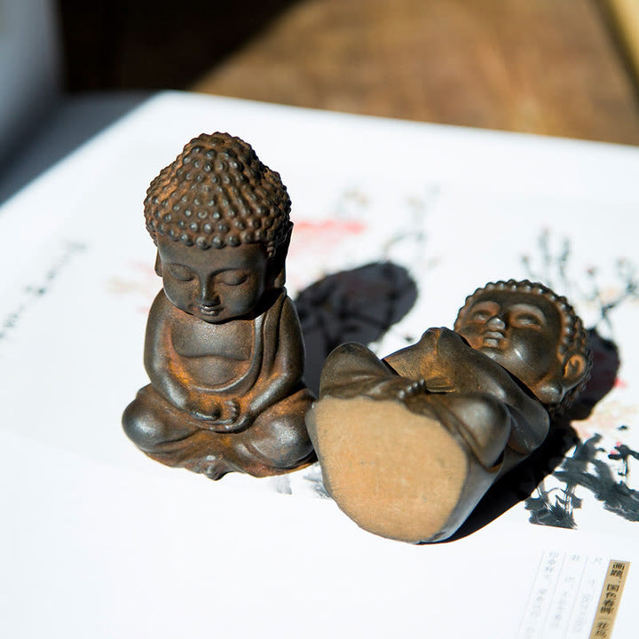 Buddha Stones手作り 小さな釈迦牟尼仏 鉄粉 錆 鋳造 樹脂 像 装飾