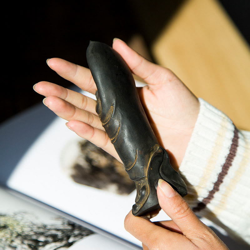 Buddha Stones手作り釈迦牟尼仏ナマステ鉄粉錆びたキャスト樹脂像の装飾