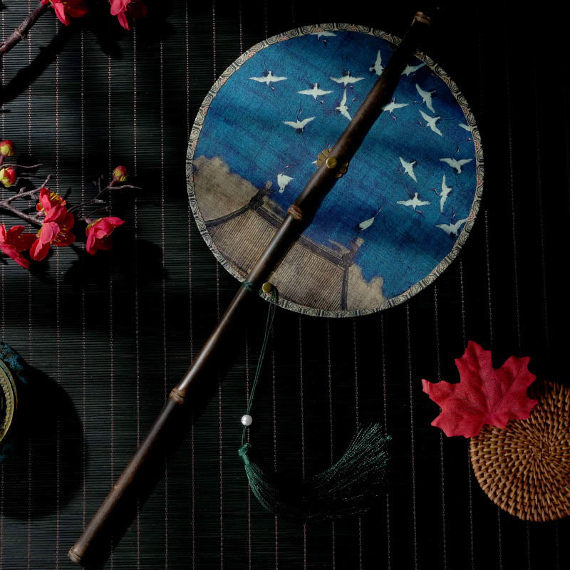 Buddha Stones手作り 花 桃色 ビワ 鳥 鶴 蝶柄 長い紫色の竹製ハンドル 携帯用 巻き上げ式扇風機