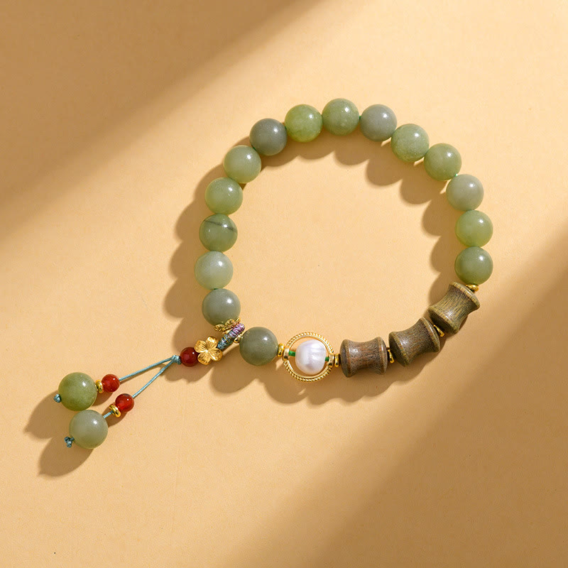Buddha Stones、翡翠、白檀、竹、真珠の繁栄のブレスレット