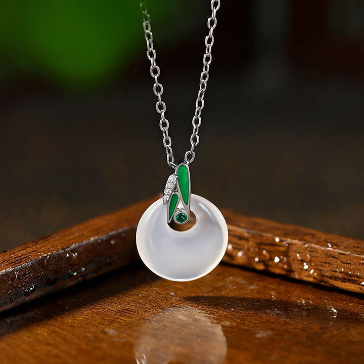 Buddha Stones天然カルセドニー 竹の葉 平和バックル 富のネックレスペンダント