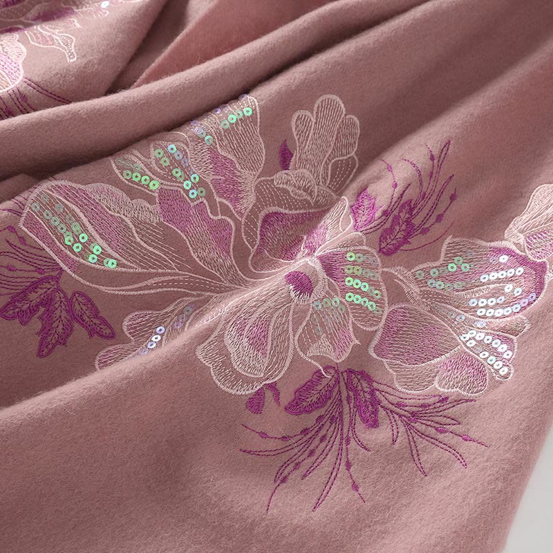 Buddha Stonesウールショールフラワースパンコール刺繍タッセル冬用快適トラベルスカーフラップ