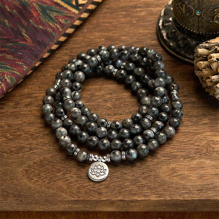 Buddha Stones 108 個入りMalaビーズ 多層天然ブラックグリッターストーン 蓮のポジティブブレスレット