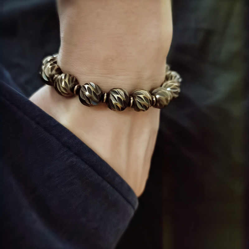 Buddha Stonesヴィンテージ アンティーク調 ナイフ彫刻模様 銅 真鍮ビーズ 富のブレスレット