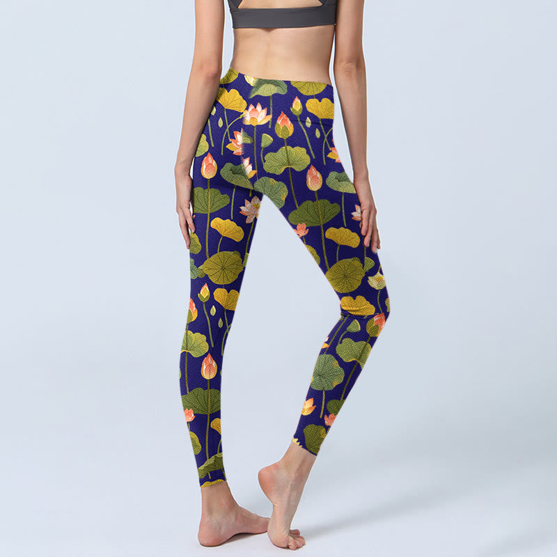 Buddha Stones、ピンクと白の蓮の花、蓮の葉の模様プリントのジムレギンス、レディースヨガパンツ - image 4