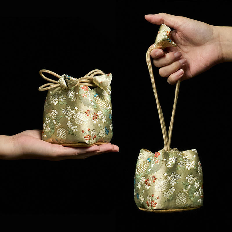 Buddha Stonesの花柄 小型ジュエリー収納ギフトバッグ 8×8×8cm - ベージュ 8cm×8cm×8cm - image 0