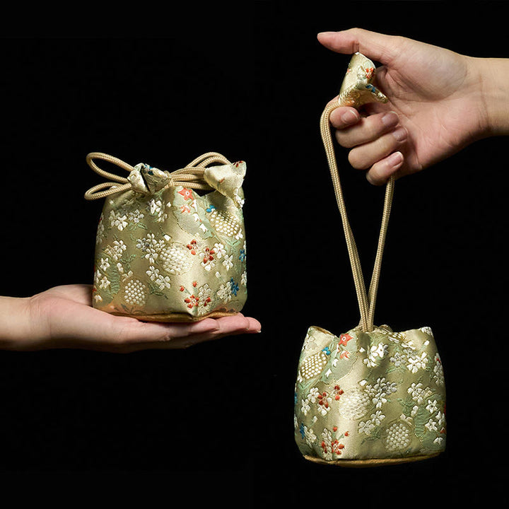 Buddha Stonesの花柄 小型ジュエリー収納ギフトバッグ 8×8×8cm - ベージュ 8cm×8cm×8cm - image 0