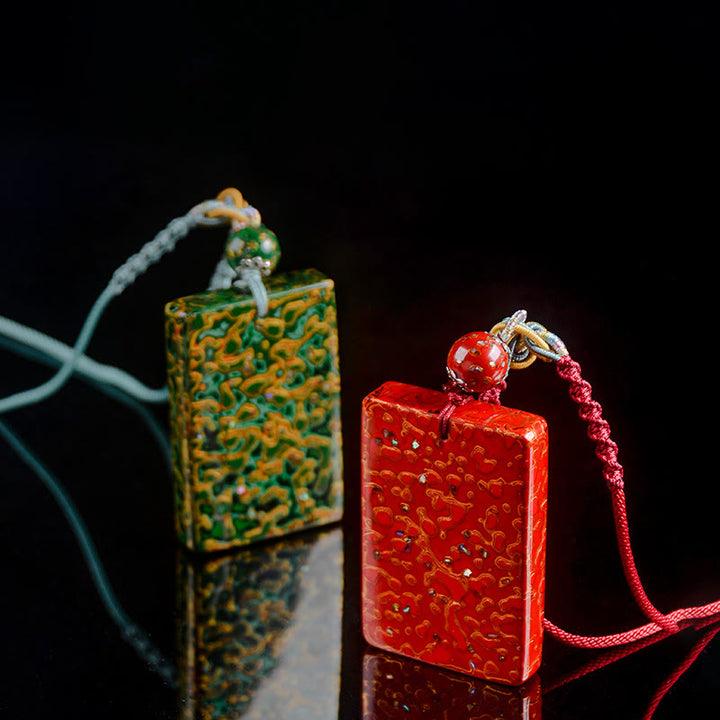 Buddha Stones手作り漆工芸 白檀 守護ペンダントネックレス - image 0