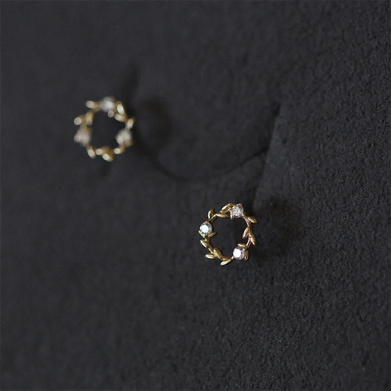 Buddha Stones925 スターリングシルバー ポスト 銅メタル タイニーリース スタッド 祝福フラワー イヤリング