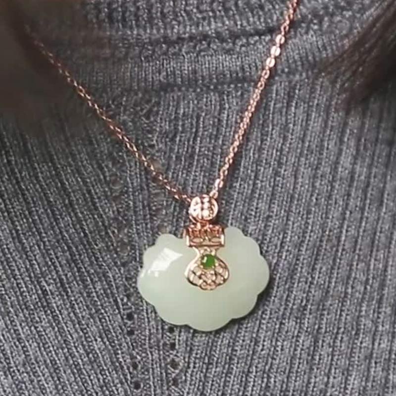 925スターリングシルバー ホワイトジェイド 祝福の幸福ネックレスチェーンペンダント