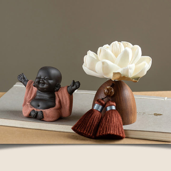 黒桃の木の仏花の癒しの装飾