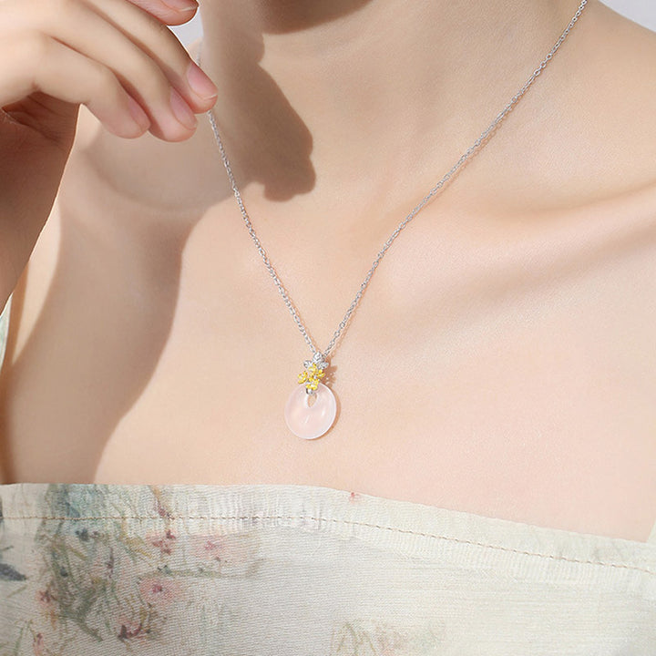 Buddha Stones925スターリングシルバー ラウンドカルセドニー 12ヶ月フラワーハーモニーネックレスペンダント