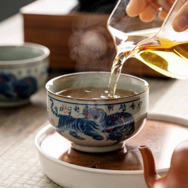 景徳鎮Buddha Stones手描き かわいい虎 陶器 ティーカップ カンフー ティーカップ ボウル 140ml