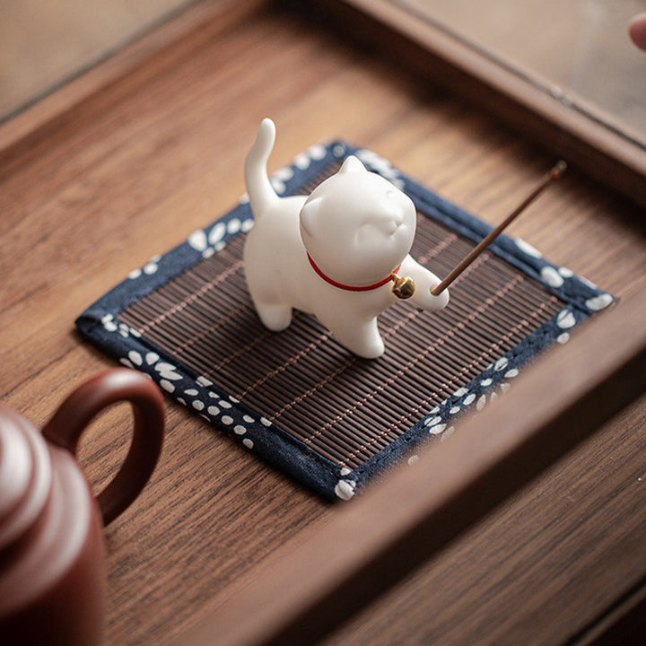 Buddha Stonesミニ招き猫子猫ティーペット陶器ホームデスク置物装飾竹マット付き - image 5