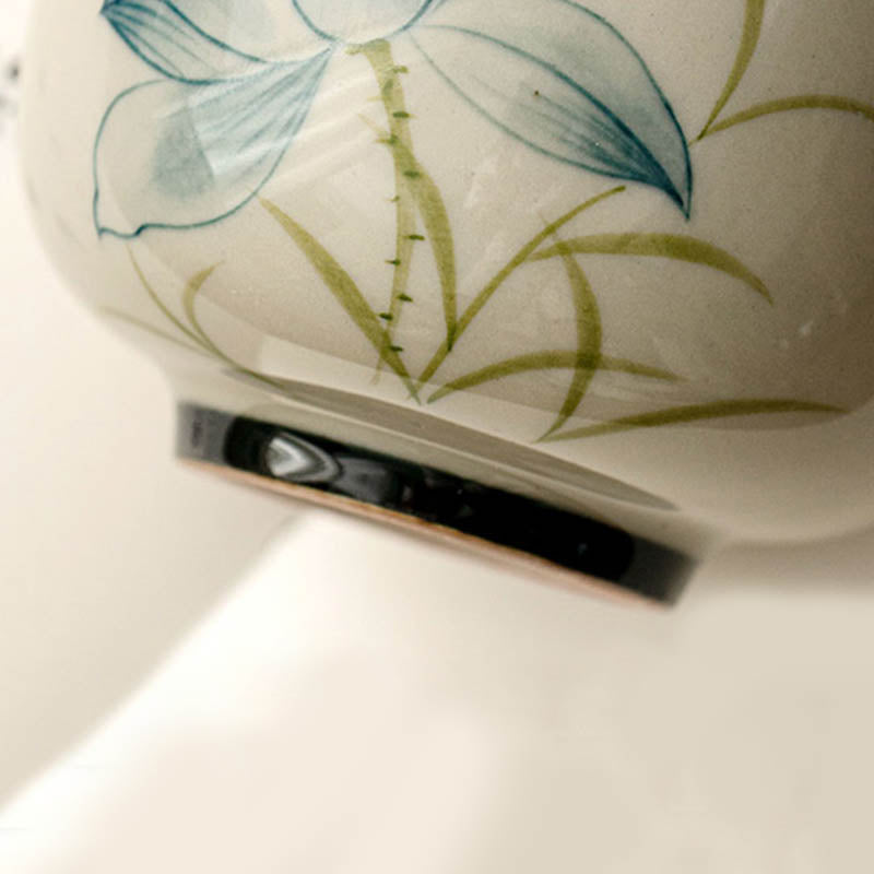 Buddha Stones手描き蓮の花陶器ティーカップカンフーティーカップ