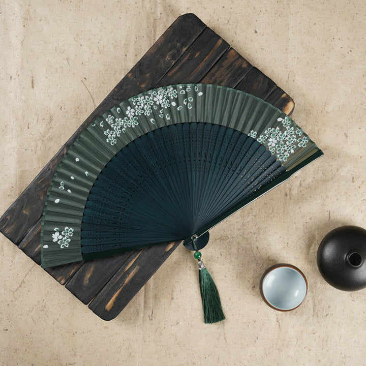 Buddha Stonesシンプルな桜の花 中空彫刻 手持ち竹扇子 - ダークグリーン 22cm - image 7