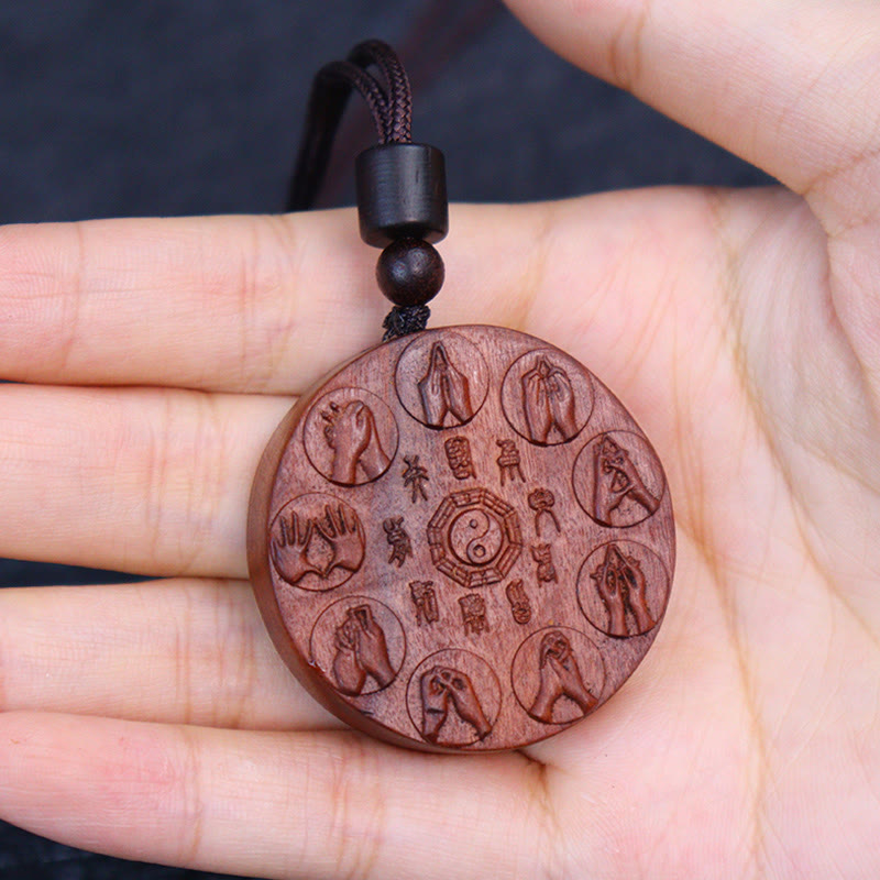 Buddha Stones、雷に打たれたナツメの木、陰陽八卦、山の幽霊、お金を使うのを防ぐネックレスペンダント