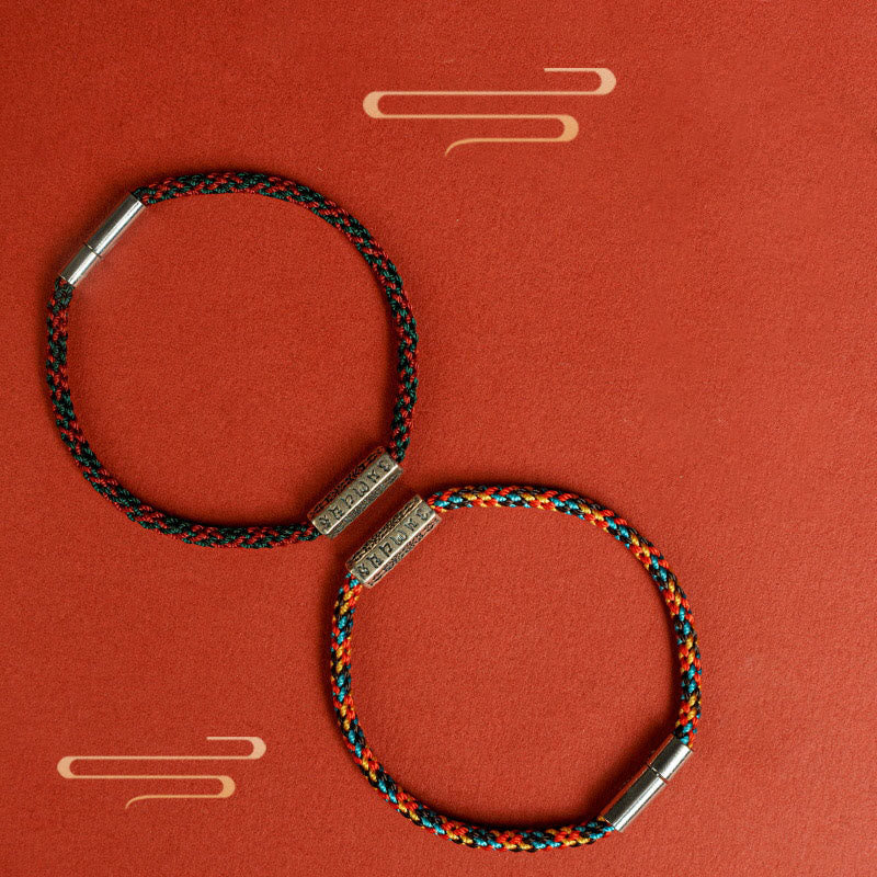 Buddha Stones赤紐と黒い糸 六つの真実の言葉 925スターリングシルバー幸運ブレスレット