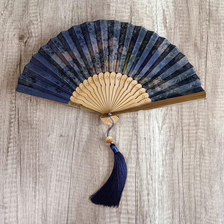 Buddha Stones、花、柿、竹の葉、翔雲社、シルク、手持ち竹扇子 - 青紫色の花が咲く 21cm - image 2