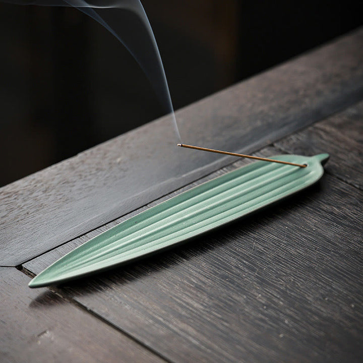 Buddha Stones緑竹の葉 癒し 陶器 香炉 装飾 - ダークグリーン 22.2×4.3×0.8cm - image 0