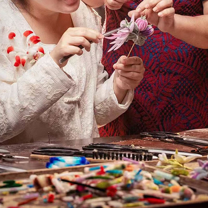 Buddha Stones手作り 揚州 ベルベット 花 桑絹 イチョウ葉 ブローチ
