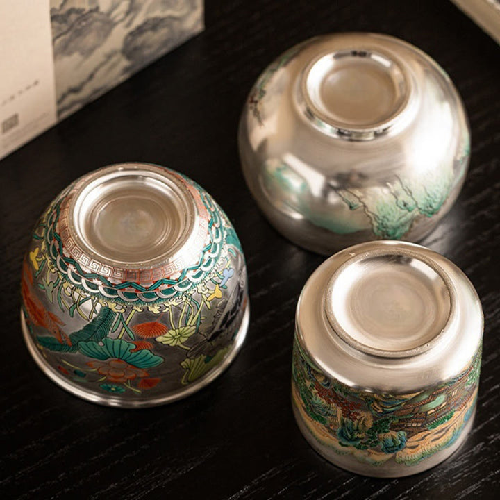 Buddha Stones、魚、蓮、海藻、谷山、松の木、龍のティーカップ、カンフーティーカップ、ギフトボックス付き