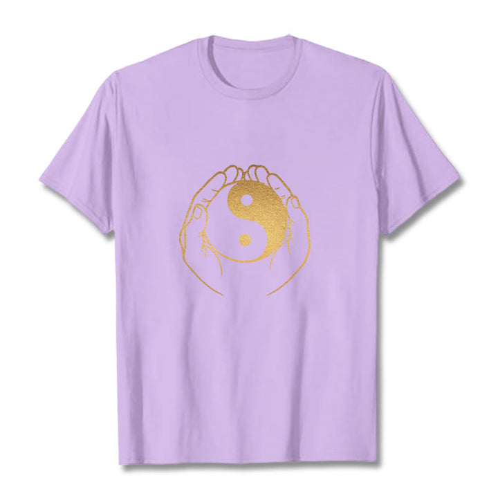 黄金の陰陽を握るBuddha Stonesの手Tシャツ - 梅 - 2XL - image 19
