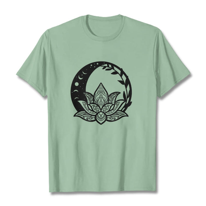 Buddha Stones、蓮の花、太陽、月、絡み合う蔓のTシャツ - ペールグリーン - 2XL - image 15