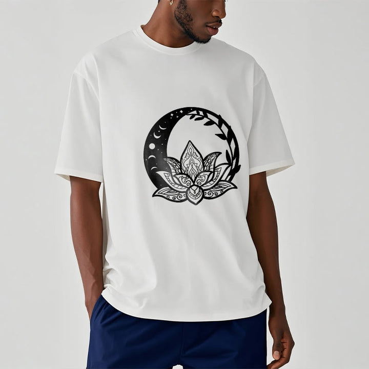 Buddha Stones、蓮の花、太陽、月、絡み合う蔓のTシャツ - image 2