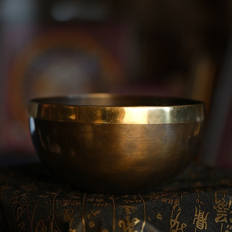 Buddha Stones 手作りのネパール製シンギングボウル シンプルな模様 ヒーリングと瞑想のためのサウンドボウルセット - image 0