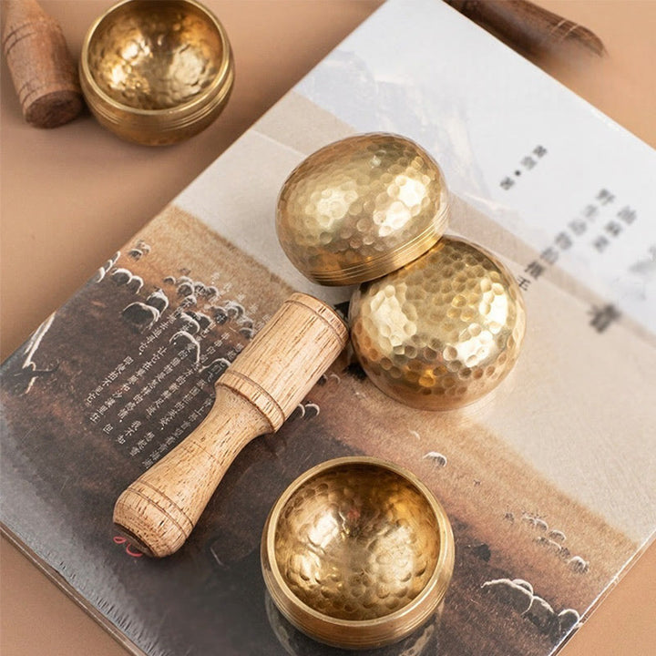 Buddha Stones 手作りのミニシンギングボウル（ヒーリングと瞑想用）サウンドボウルセット 1.57×0.98インチ - image 6
