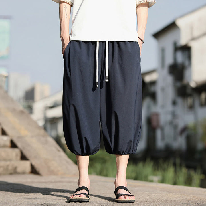 Buddha Stones無地ドローストリング メンズ カプリ クロップド ハーレムパンツ ポケット付き - スティールブルー - US/UK/AU46、 EU56 (5XL) - image 0