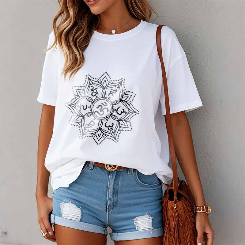 Buddha Stones曼荼羅花オーム・マニ・パドメ・フムサンスクリット マントラ Tシャツ - image 2