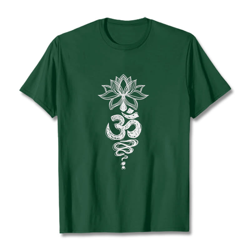 Buddha StonesOm サンスクリット 蓮の花柄 瞑想 コットン Tシャツ - フォレストグリーン - 2XL - image 1