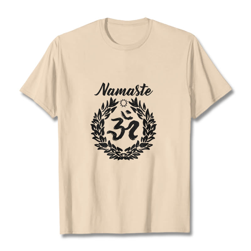 Buddha Stones、オーム、サンスクリット語、ナマステ、葉っぱの模様、瞑想コットンTシャツ - ビスク - 2XL - image 1