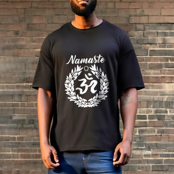 Buddha Stones、オーム、サンスクリット語、ナマステ、葉っぱの模様、瞑想コットンTシャツ - image 6