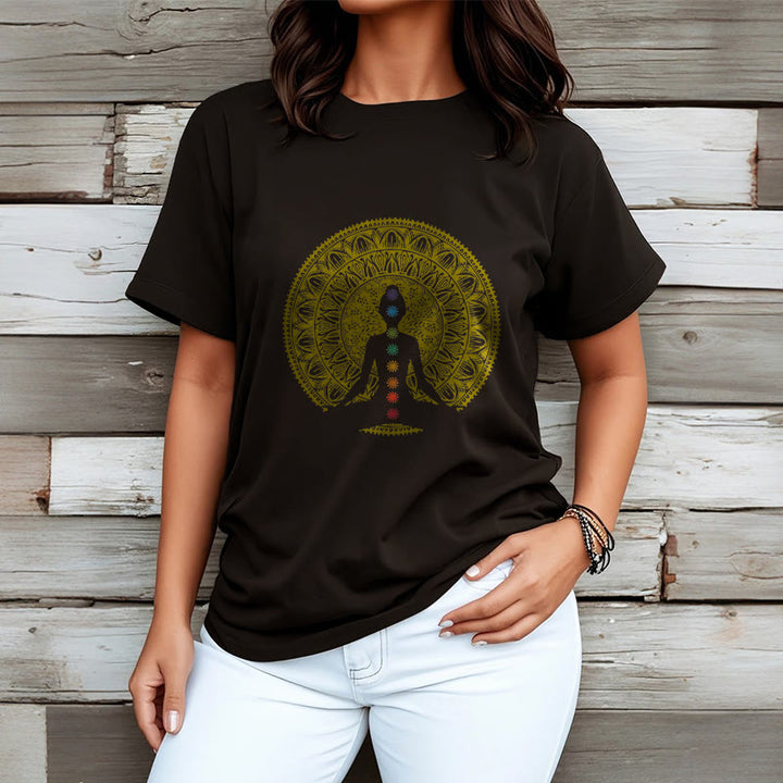 Buddha Stonesカジュアル カラフル チャクラ シンボル 黄金 瞑想 フィギュア パターン コットン Tシャツ - image 4
