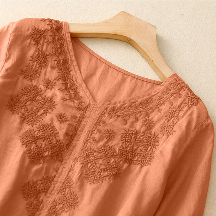 Buddha StonesのVネックライン刺繍入りレディース半袖シャツ - image 10
