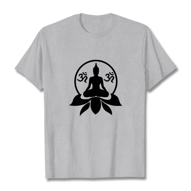 Buddha Stones、 OMシンボル、サンスクリット語のマントラ、蓮の花に座る仏陀のデザインTシャツ - ライトグレー - 2XL - image 19
