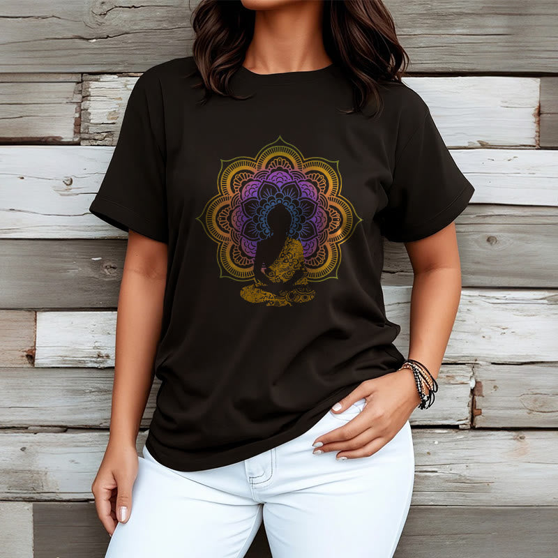 Buddha Stonesマルチカラー マンダラ フラワー 座仏 柄 Tシャツ - image 3