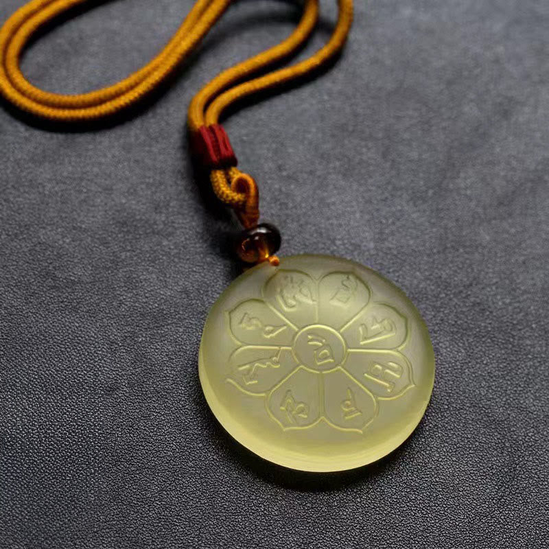 Buddha Stones琉璃水晶 富の神 マントラ 豊穣 八弁形 ネックレス ペンダント - 琉璃水晶富神マントラ-黄色 - image 0