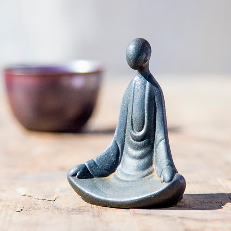 Buddha Stones手作り 座像無形の仏鉄粉 錆 鋳造 樹脂 像 装飾 - image 2