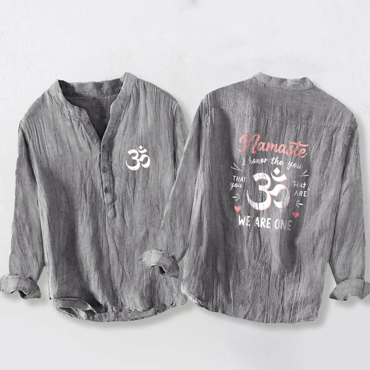 Buddha Stones「ナマステ、私はあなたを敬います」オム柄ハーフボタンメンズコットンリネン長袖シャツ - グレー - US/UK/AU50、EU60 (5XL) - image 6