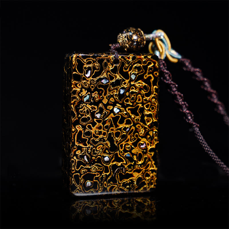 Buddha Stones手作り漆工芸 白檀 守護ペンダントネックレス - ブラック（ペンダントサイズ：4×6×1cm） - image 12