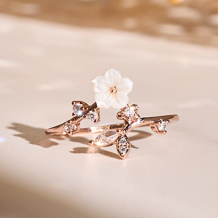 Buddha Stonesホワイトフラワーデザイン 調節可能なヒーリング銅リング - ローズゴールド - image 0