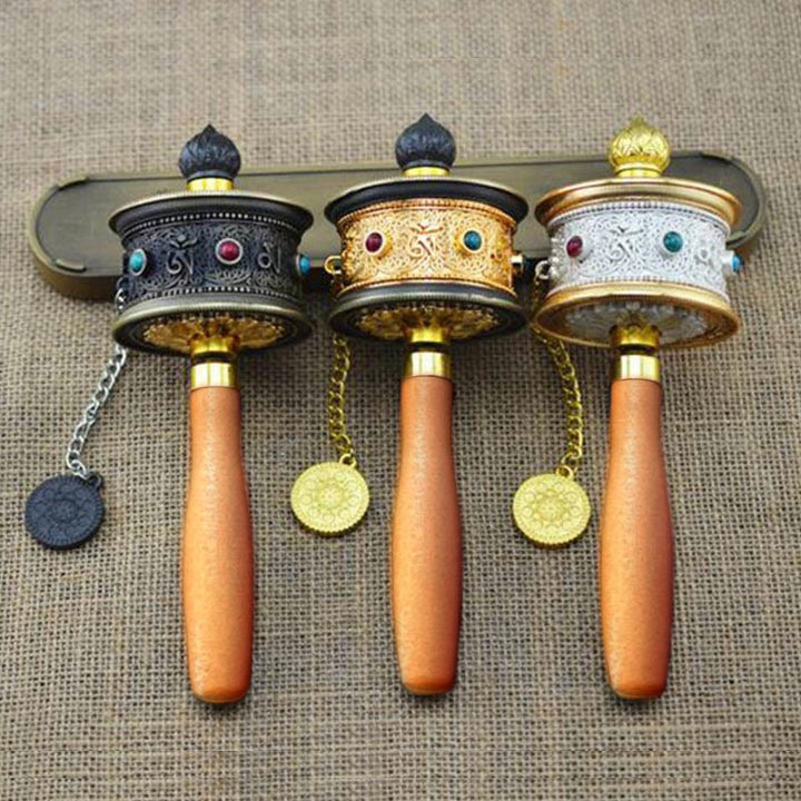 チベットの幸運の祈祷ホイールの輪飾り - image 8